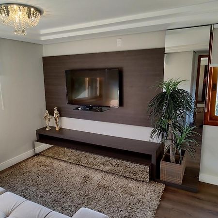 Ap. Centro Gramado Apartment Bagian luar foto